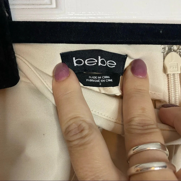 BEBE Cigarette Pants in Sandstone Size 2 EUC - Picture 3 of 8